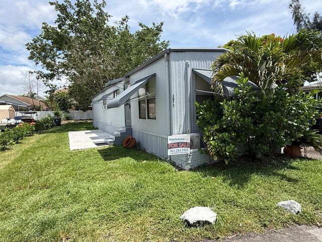 3875 Sheraton Circle 121, Boynton Beach, FL 33436