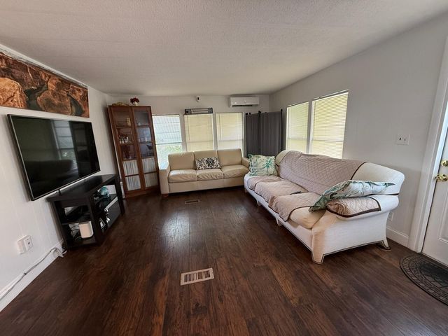 3875 Sheraton Circle 121, Boynton Beach, FL 33436