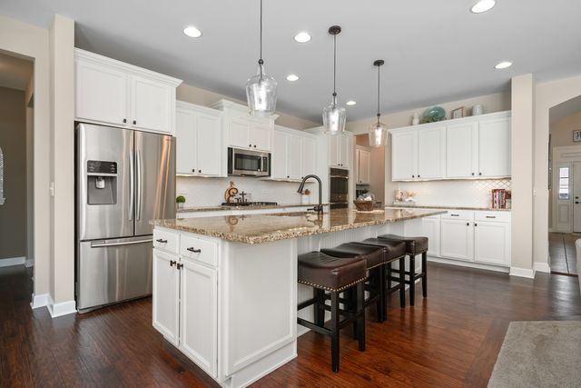 23625 N SANCTUARY CLUB Drive, Kildeer, IL 60047