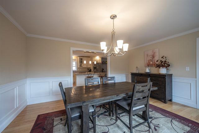 23 Valleyview Drive, Merrimack, NH 03054