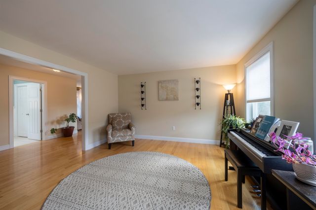 23 Valleyview Drive, Merrimack, NH 03054