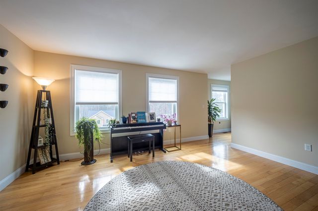 23 Valleyview Drive, Merrimack, NH 03054