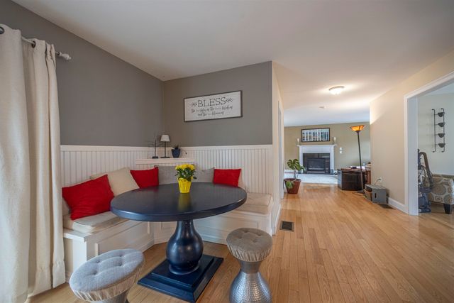 23 Valleyview Drive, Merrimack, NH 03054