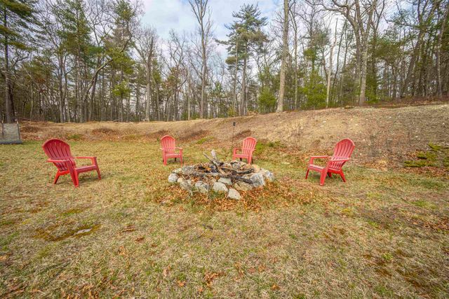 23 Valleyview Drive, Merrimack, NH 03054