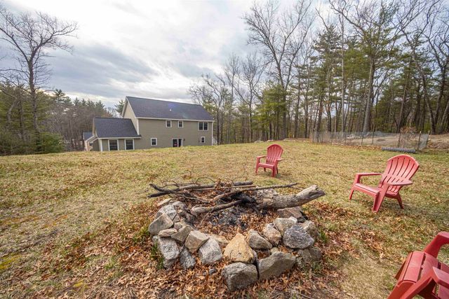 23 Valleyview Drive, Merrimack, NH 03054