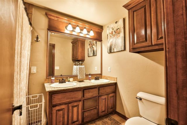 13912 Teagen Lane, Yukon, OK 73099