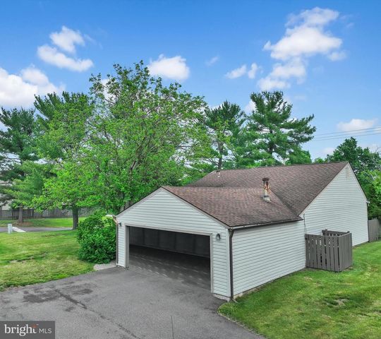 299 BRIDGE ST, Collegeville, PA 19426