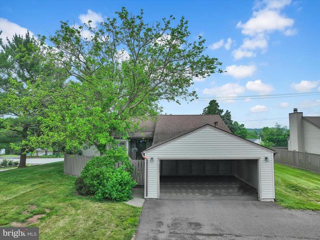 299 BRIDGE ST, Collegeville, PA 19426