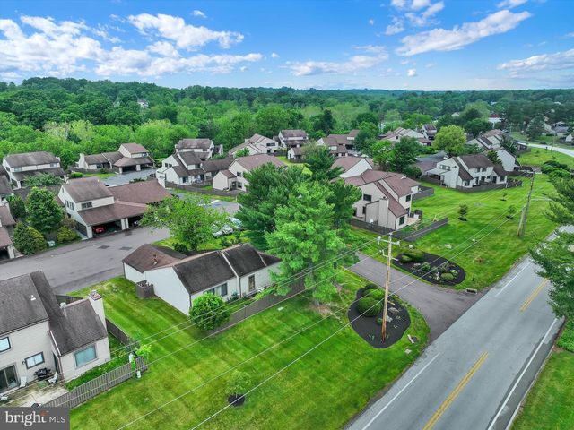 299 BRIDGE ST, Collegeville, PA 19426
