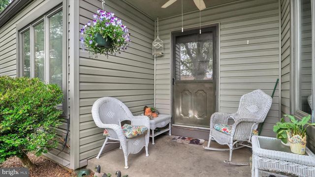 299 BRIDGE ST, Collegeville, PA 19426
