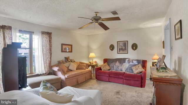 299 BRIDGE ST, Collegeville, PA 19426