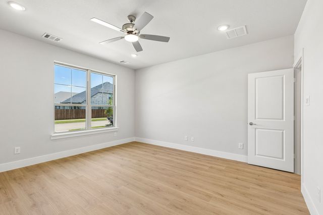 2283 Railhead Trail, Waxahachie, TX 75165