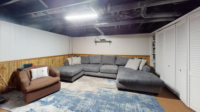 107 6th Avenue, Sully, IA 50251