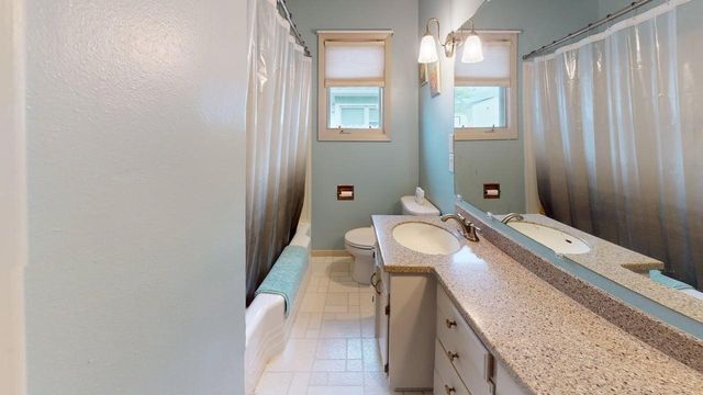 107 6th Avenue, Sully, IA 50251