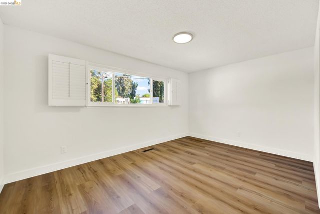 8 N Lake Dr, Antioch, CA 94509