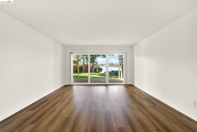 8 N Lake Dr, Antioch, CA 94509