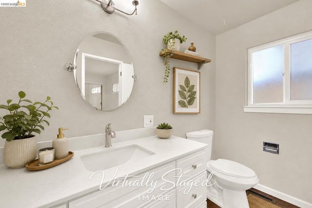 8 N Lake Dr, Antioch, CA 94509