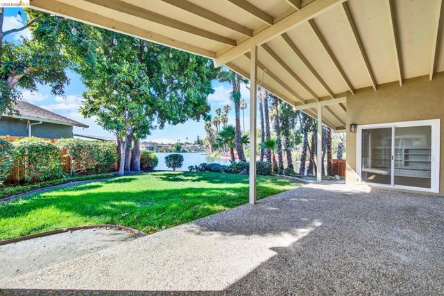 8 N Lake Dr, Antioch, CA 94509