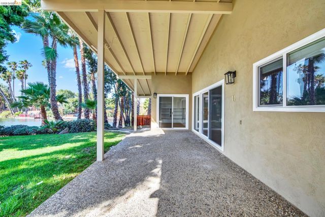 8 N Lake Dr, Antioch, CA 94509