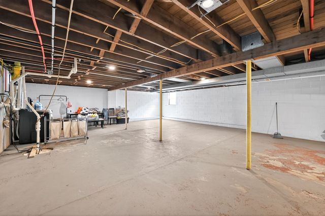 1314 W Washington Street, Ottawa, IL 61350