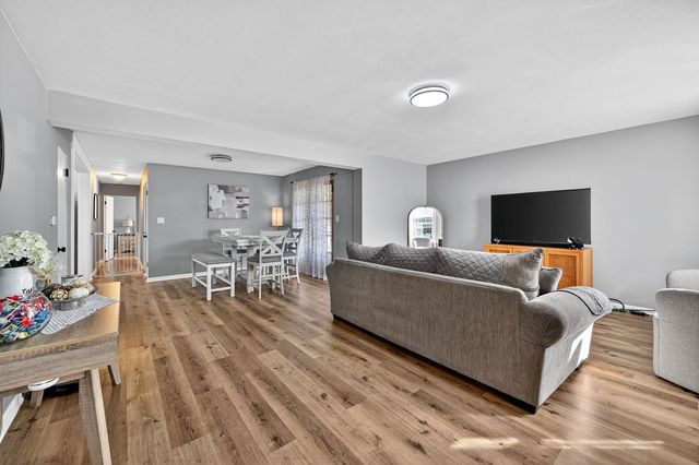 1314 W Washington Street, Ottawa, IL 61350