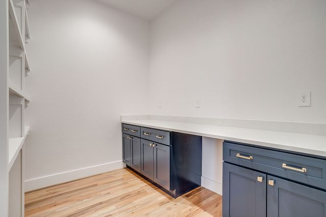 456 Acorn Trail, Granbury, TX 76049