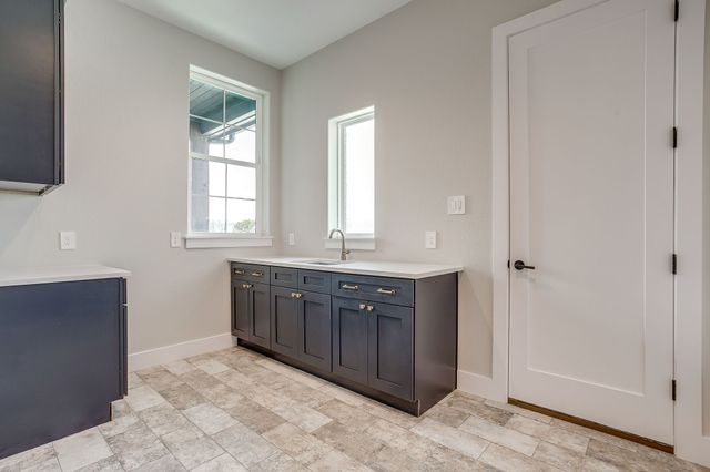 456 Acorn Trail, Granbury, TX 76049