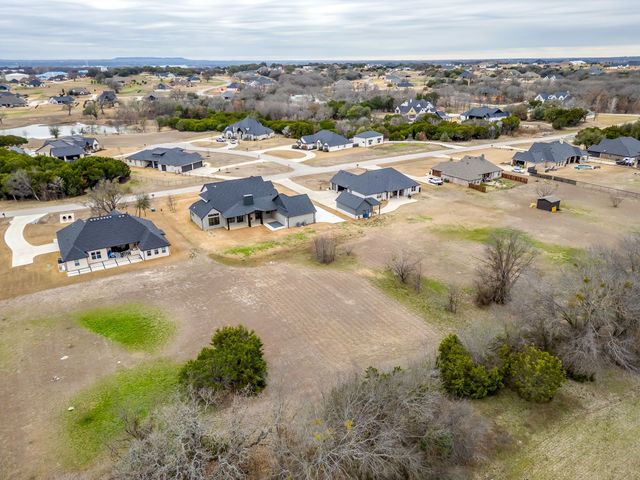 456 Acorn Trail, Granbury, TX 76049