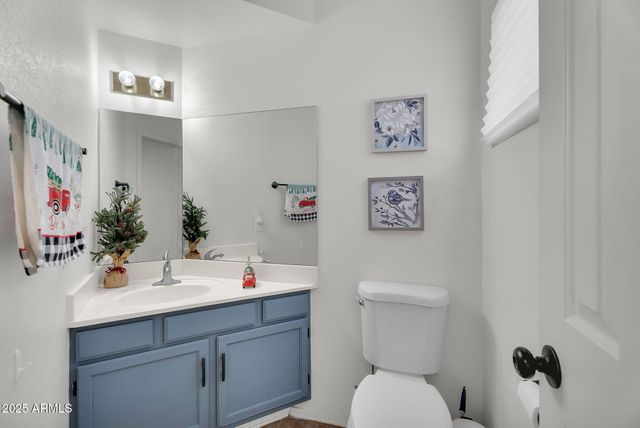 2345 W SHAWNEE Drive, Chandler, AZ 85224