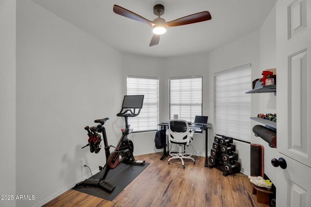 2345 W SHAWNEE Drive, Chandler, AZ 85224