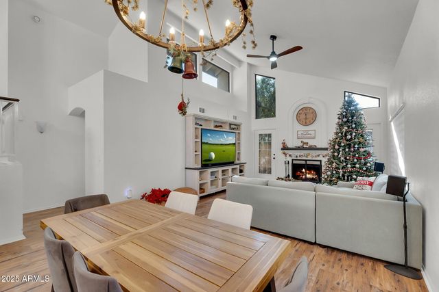 2345 W SHAWNEE Drive, Chandler, AZ 85224