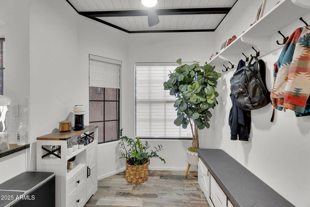 2345 W SHAWNEE Drive, Chandler, AZ 85224