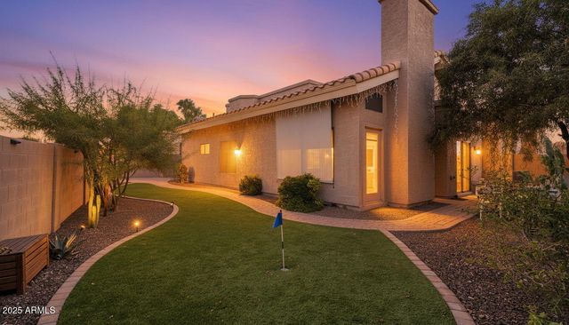 2345 W SHAWNEE Drive, Chandler, AZ 85224