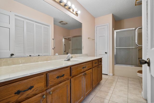 724 Weston Rd Apt Q4, Hot Springs, AR 71913