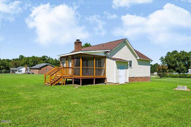 101 Wildberry Court, Clayton, NC 27520