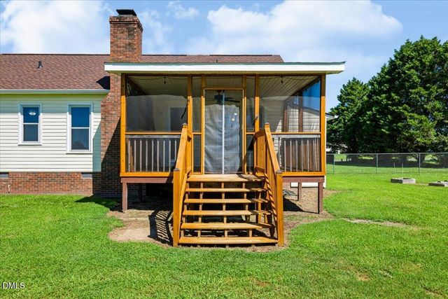 101 Wildberry Court, Clayton, NC 27520