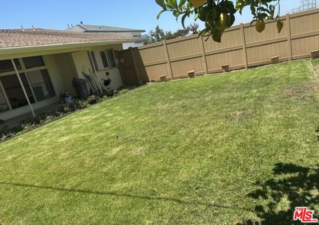 3806 Carmona Avenue, Los Angeles, CA 90008