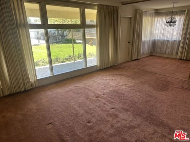 3806 Carmona Avenue, Los Angeles, CA 90008