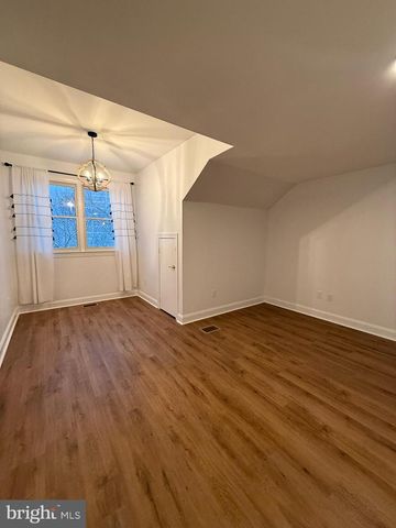 1516 N COLONIAL TER, Arlington, VA 22209