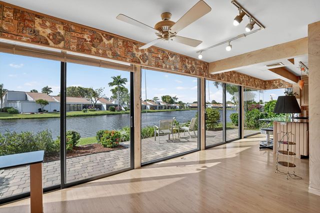 20010 Sawgrass Lane 4304, Boca Raton, FL 33434