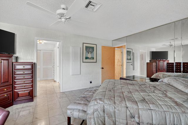 20010 Sawgrass Lane 4304, Boca Raton, FL 33434