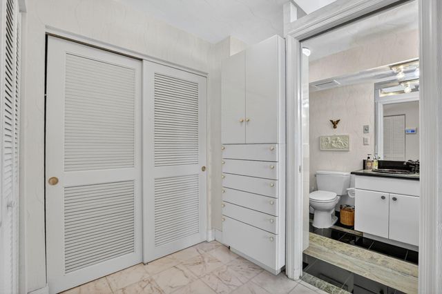 20010 Sawgrass Lane 4304, Boca Raton, FL 33434