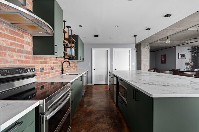 2000 Bagby St Street 13430, Houston, TX 77002