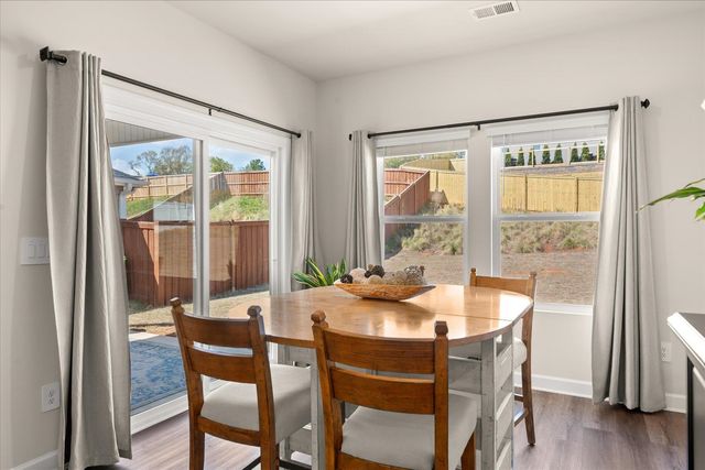 135 Lavinia Circle, Duncan, SC 29334