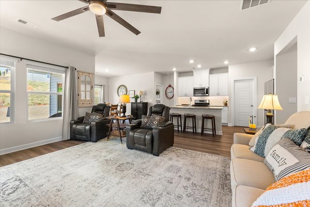 135 Lavinia Circle, Duncan, SC 29334