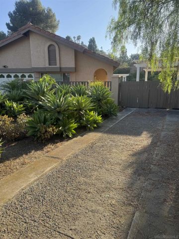 8994 Stimson Ct, San Diego, CA 92129