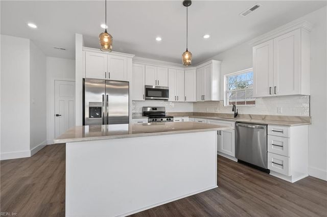 3213 Shell RD, Hampton, VA 23661