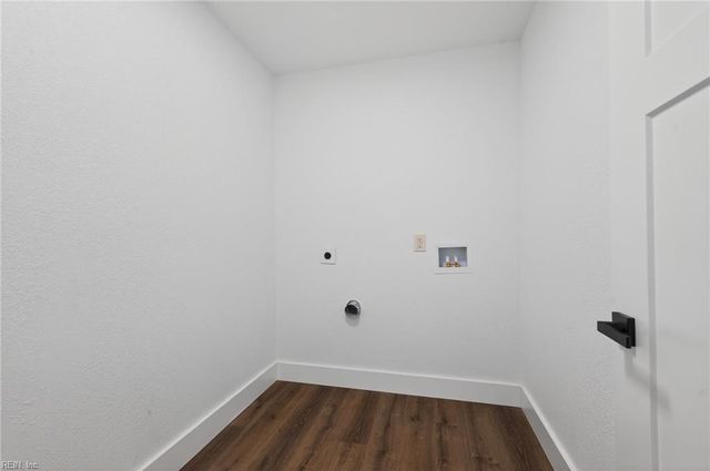 3213 Shell RD, Hampton, VA 23661