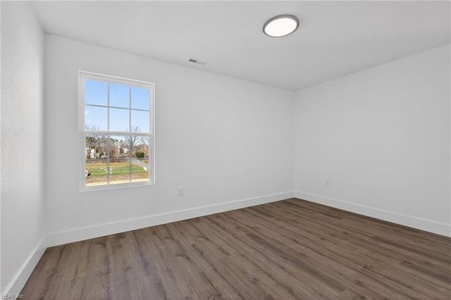 3213 Shell RD, Hampton, VA 23661