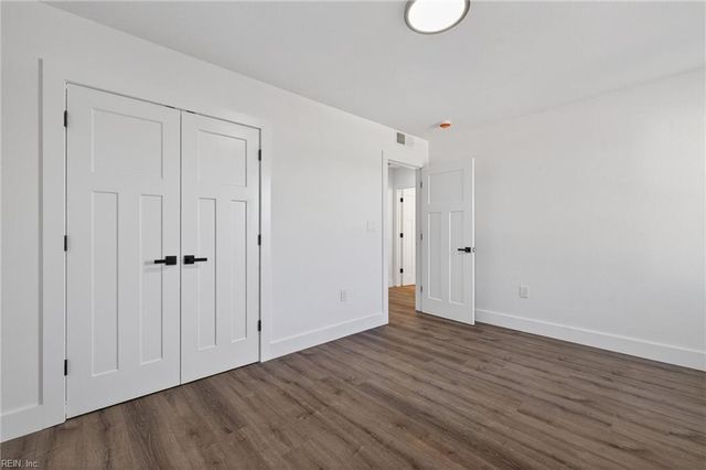 3213 Shell RD, Hampton, VA 23661